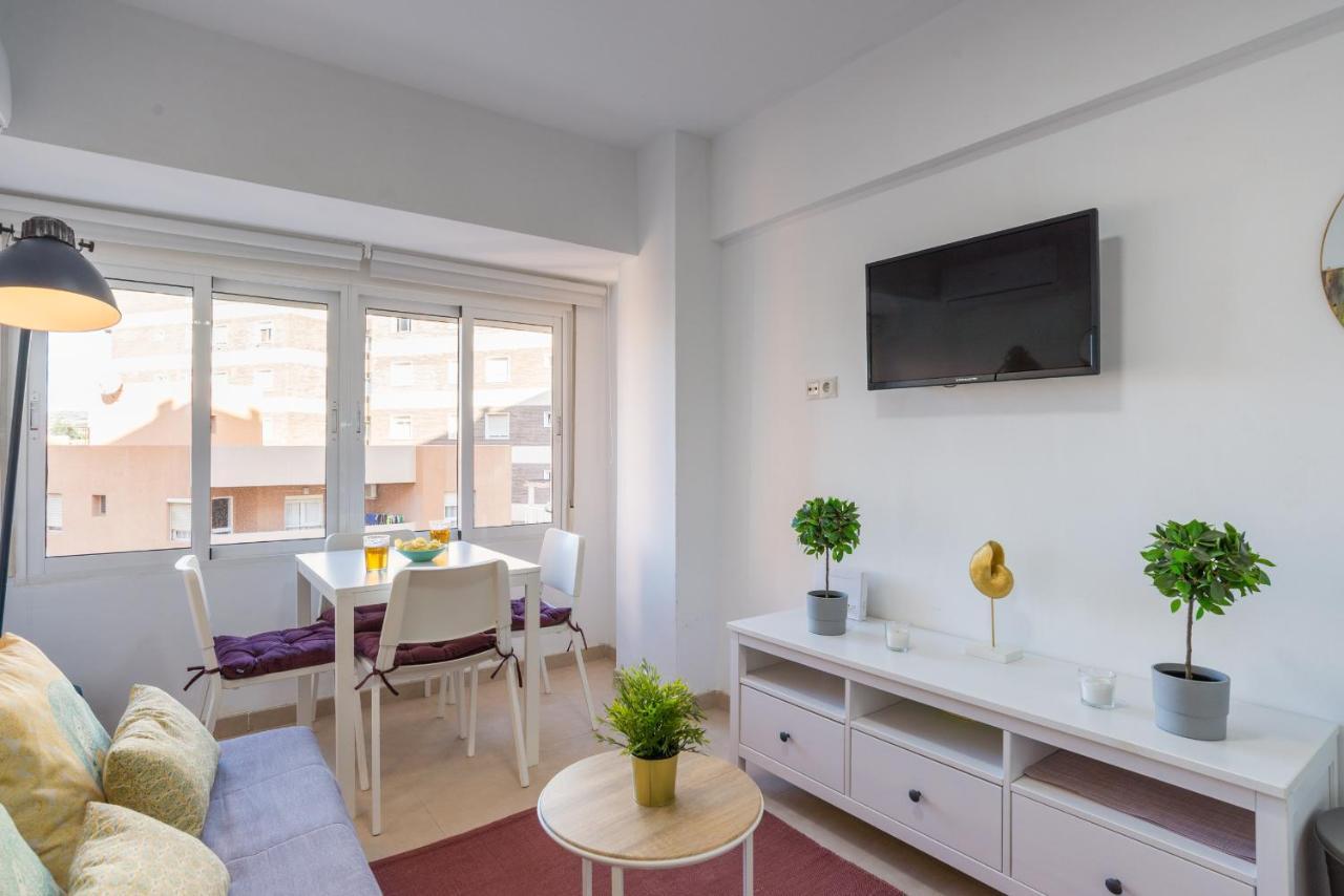 Mp6-Cathedral Views Apt Right On The Beach Apartment Malaga Exterior photo