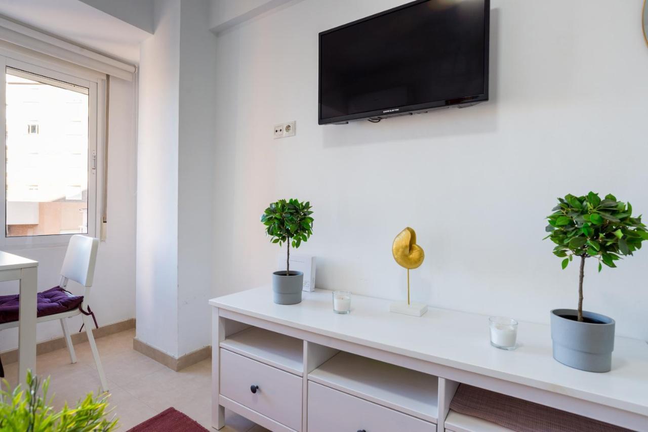 Mp6-Cathedral Views Apt Right On The Beach Apartment Malaga Exterior photo